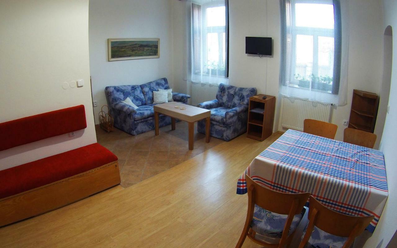 Apartman Nove Hrady 외부 사진
